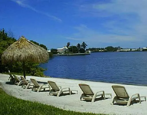 $330,000 | 1000 Scotia Drive, Unit 504, Hypoluxo, FL 33462