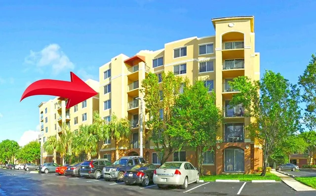 $330,000 | 1000 Scotia Drive, Unit 504, Hypoluxo, FL 33462