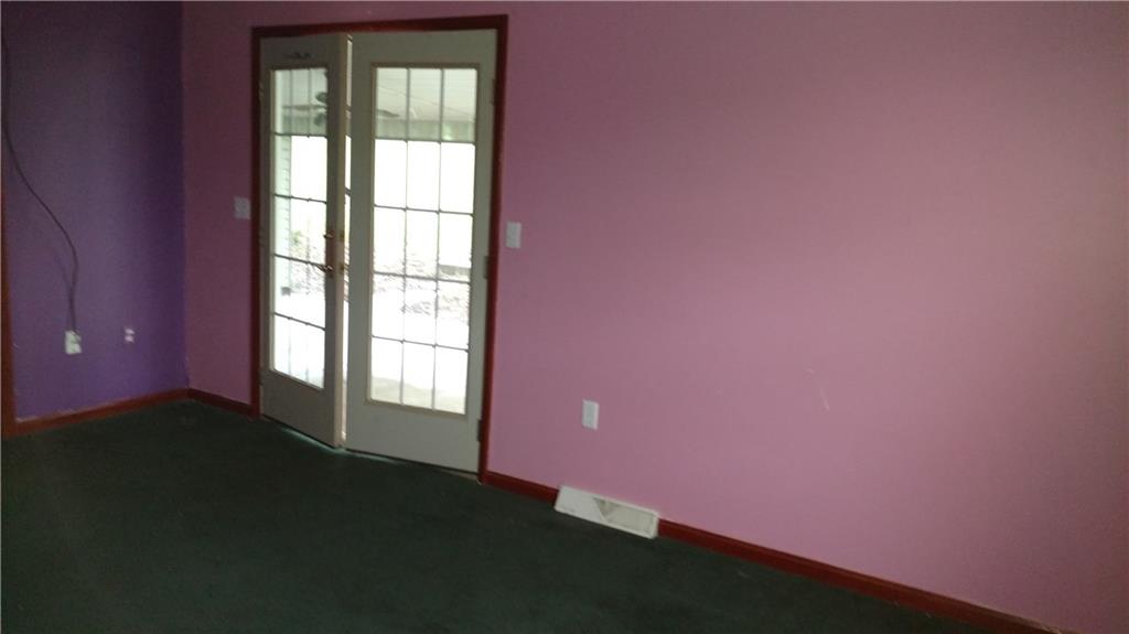 3930 Ellwood Road New Castle, PA 16101 - Photo 4 of 11