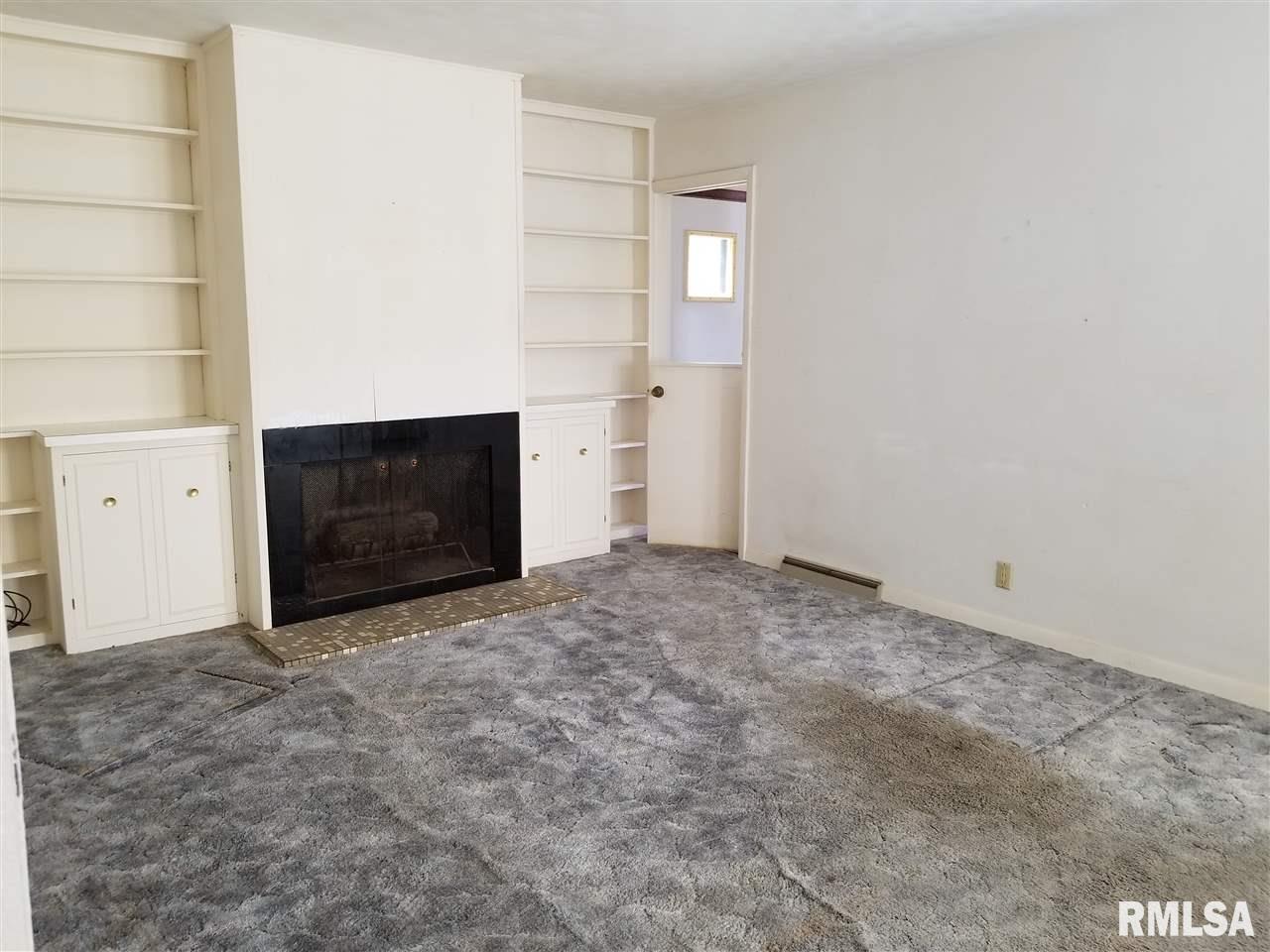 1224 Coyne Center Road Milan, IL 61264 - Photo 3 of 15 Gallery Image 3