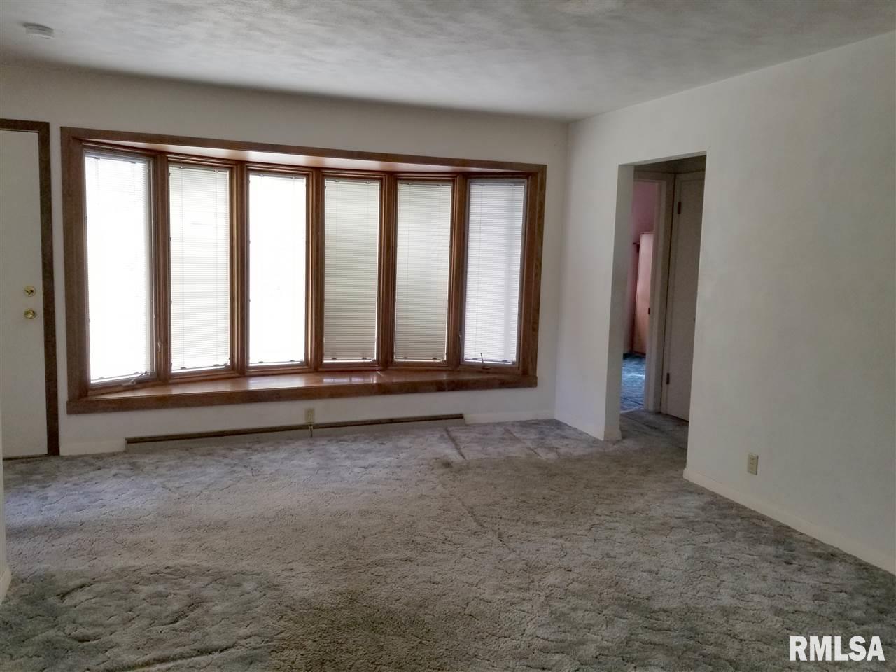 1224 Coyne Center Road Milan, IL 61264 - Photo 4 of 15 Gallery Image 4