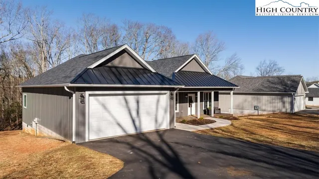 $424,900 | 559 Memorial Park Drive, Sparta, NC 28675