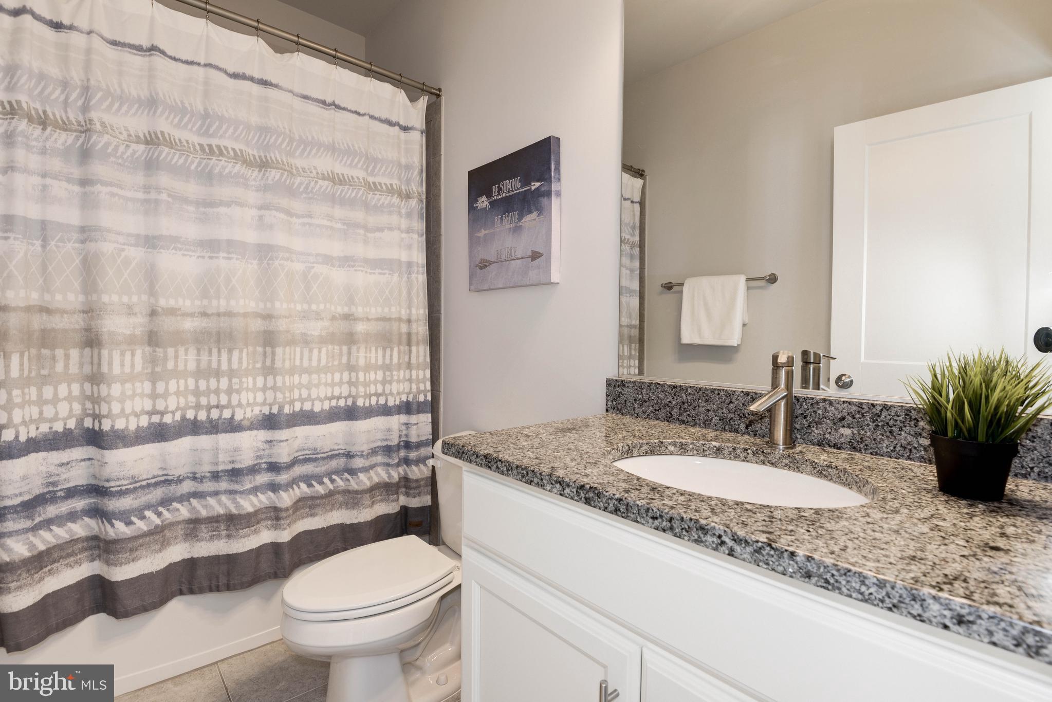 11689 Sunrise Square Place Reston, VA 20191 - Photo 35 of 46 4TH BATHROOM