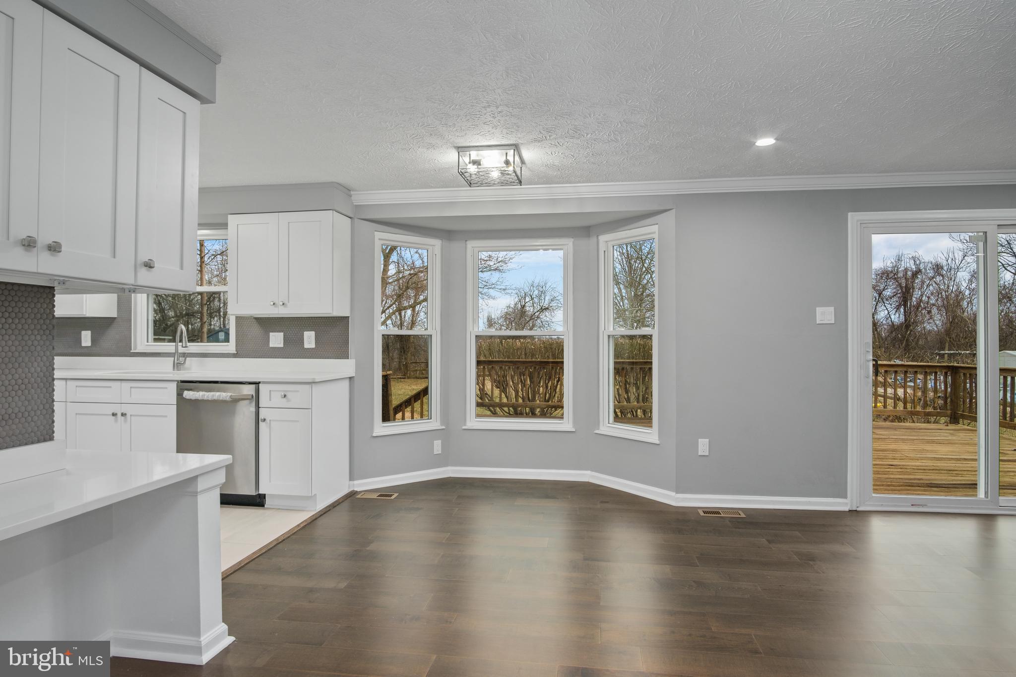 10710 Wayfarer Road Germantown, MD 20876 - Photo 7 of 55 Gallery Image 7
