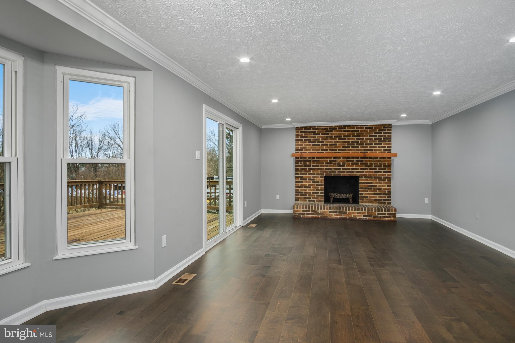10710 Wayfarer Road Germantown, MD 20876 - Photo 9 of 55 Gallery Image 9