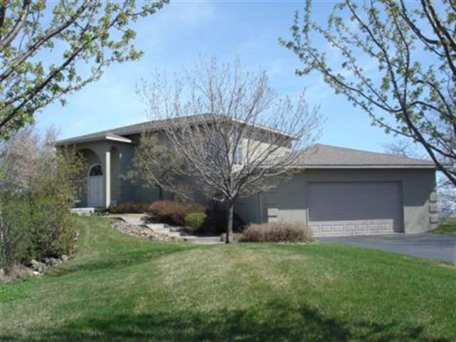 3723 North Ridge Road Duluth, MN 55804 - Photo 1 of 8