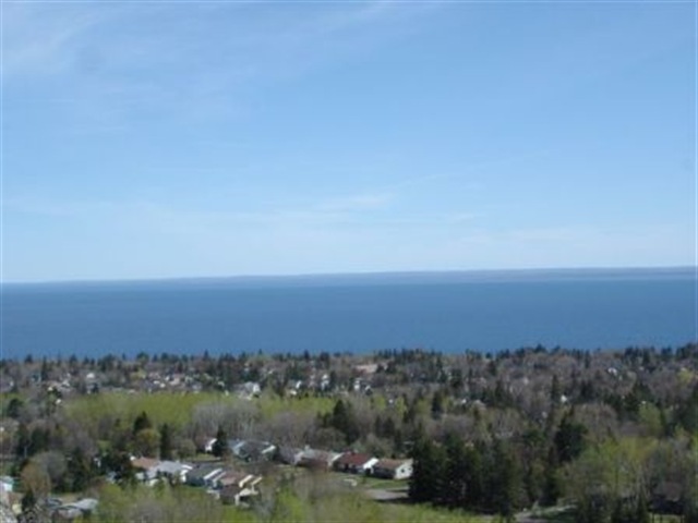 3723 North Ridge Road Duluth, MN 55804 - Photo 2 of 8
