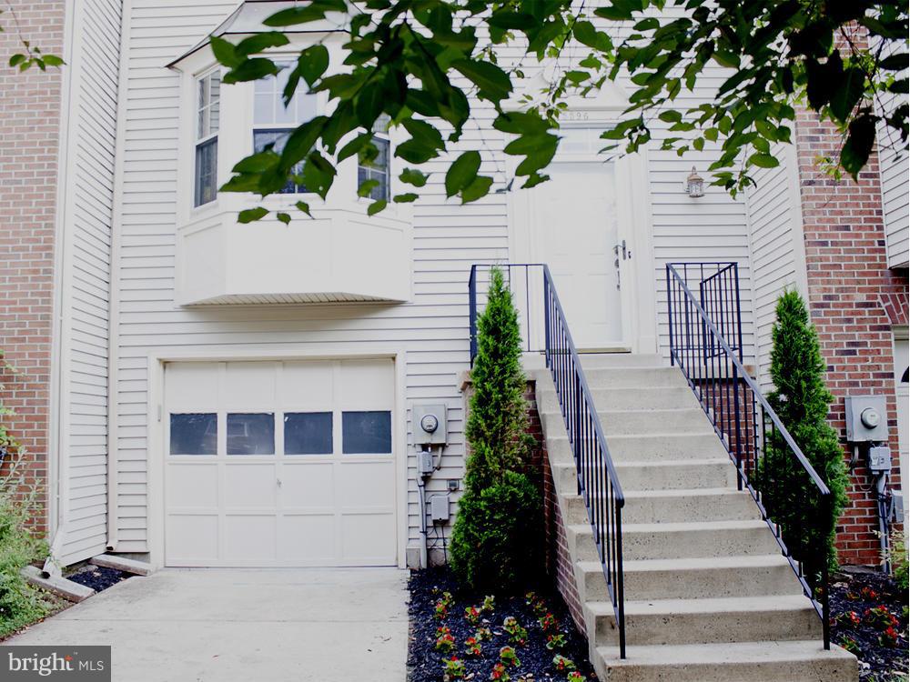 5596 Rivendell Place Frederick, MD 21703 - Photo 2 of 29 Exterior (Front)