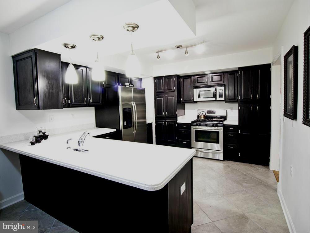 5596 Rivendell Place Frederick, MD 21703 - Photo 11 of 29 Kitchen