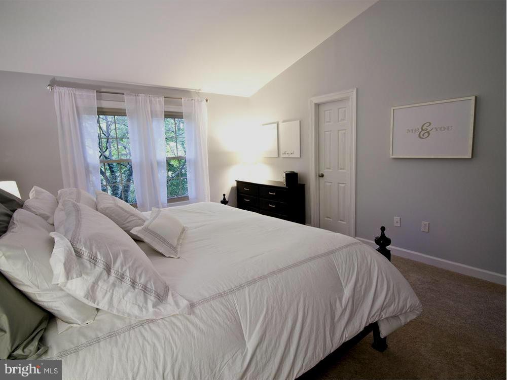 5596 Rivendell Place Frederick, MD 21703 - Photo 19 of 29 Bedroom (Master)