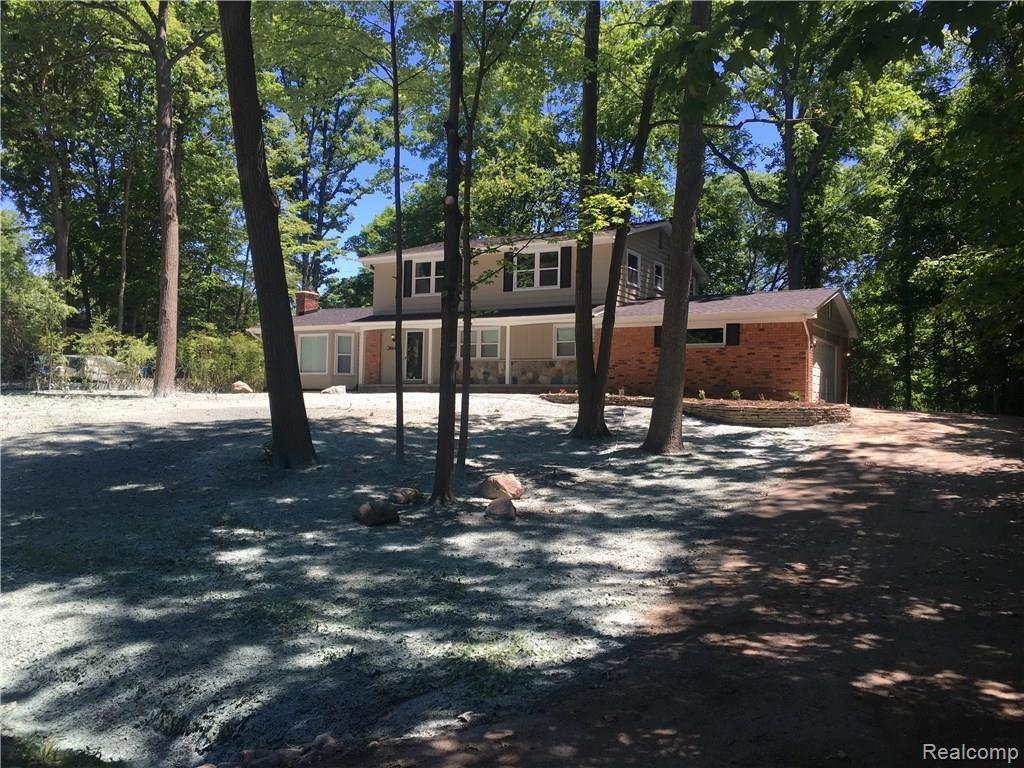 36415 Paddleford Road Farmington Hills, MI 48331 - Photo 4 of 22