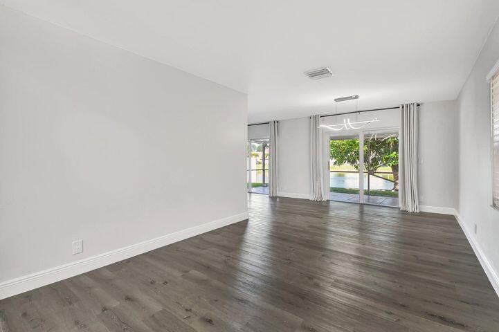 10104 Country Brook Road Boca Raton, FL 33428 - Photo 9 of 56 20250117022351546654000000-o