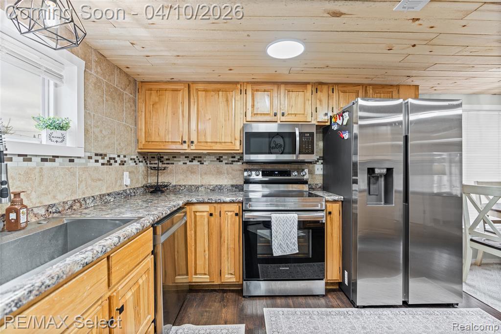 1652 Higgins Road St. Helen, MI 48656 - Photo 26 of 47