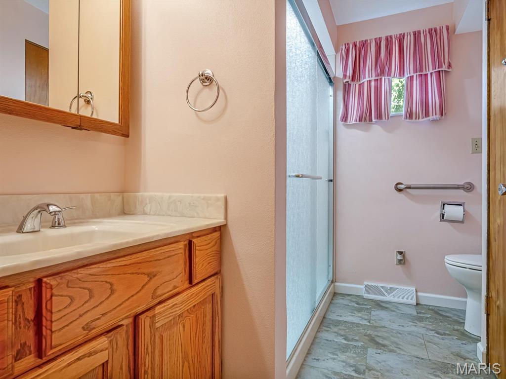 511 South 10th Street Belleville, IL 62220 - Photo 18 of 39