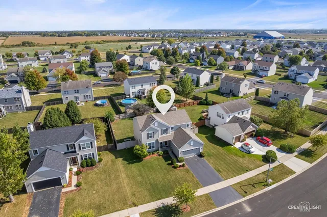 $415,000 | 4522 Gardiner Avenue, Yorkville, IL 60560