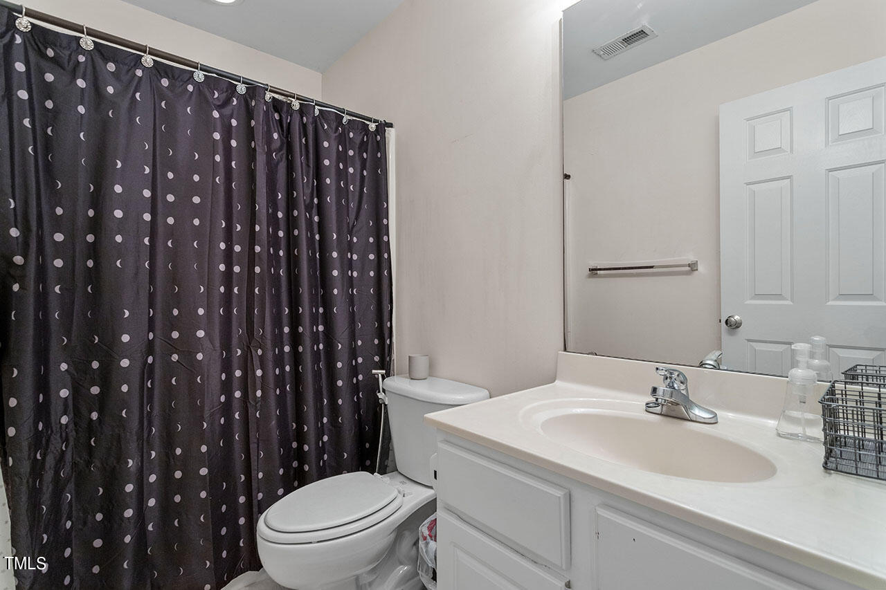 8424 Eagle View Drive Durham, NC 27713 - Photo 13 of 24 8424 Eagle View Dr-69