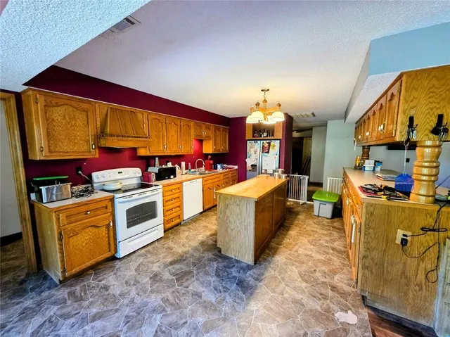 $405,500 | 875 Highway 54, Osceola, MO 64776