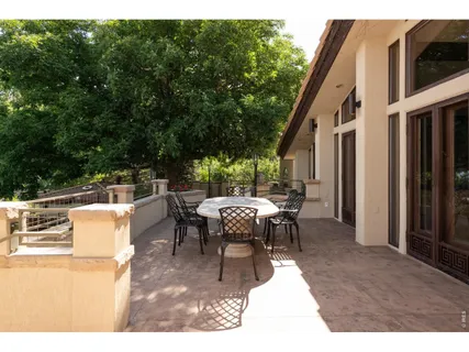a view of outdoor space yard and patio