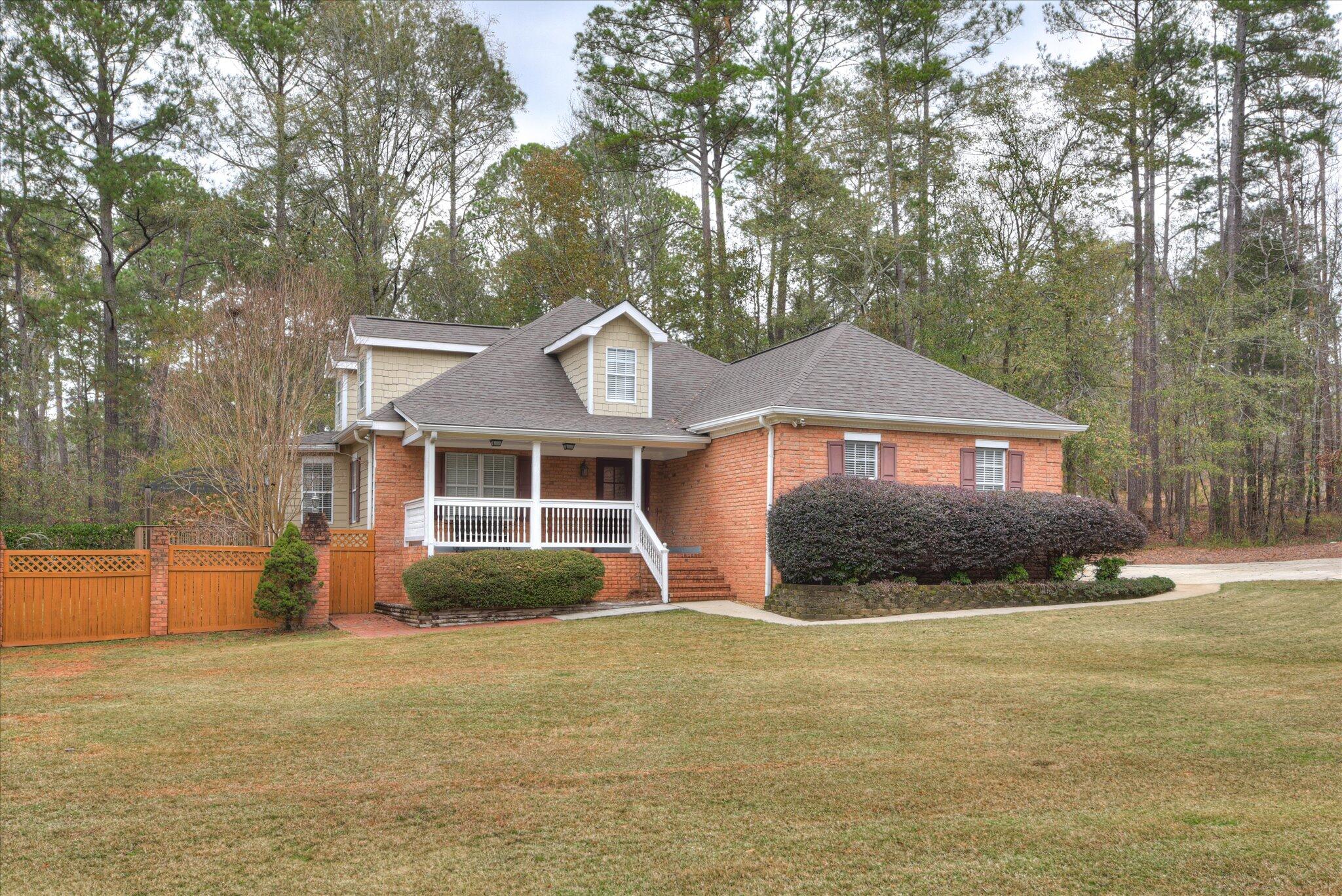 40 Roper Court North Augusta, SC 29860 - Photo 2 of 77 40 Roper Court