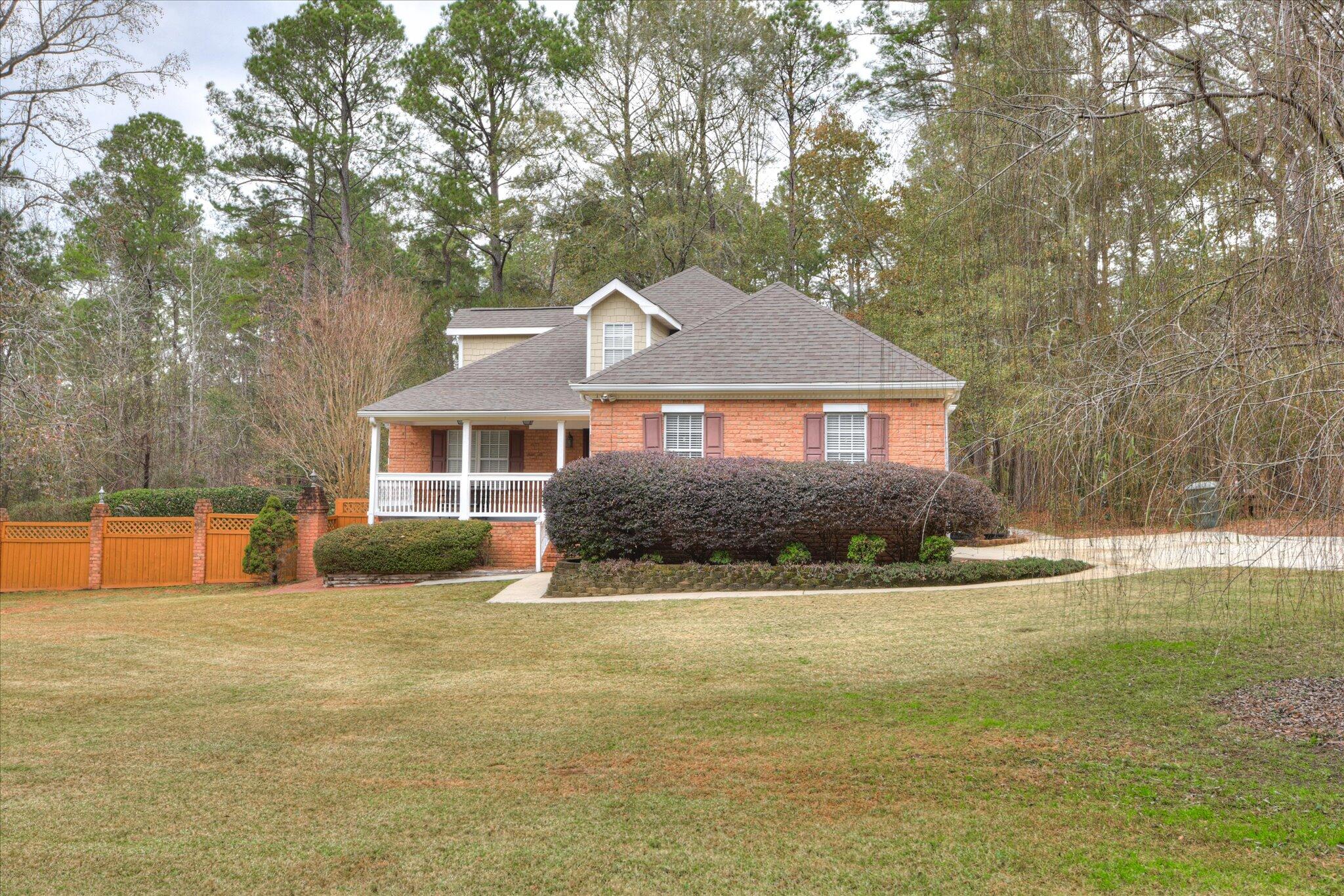 40 Roper Court North Augusta, SC 29860 - Photo 4 of 77 40 Roper Court