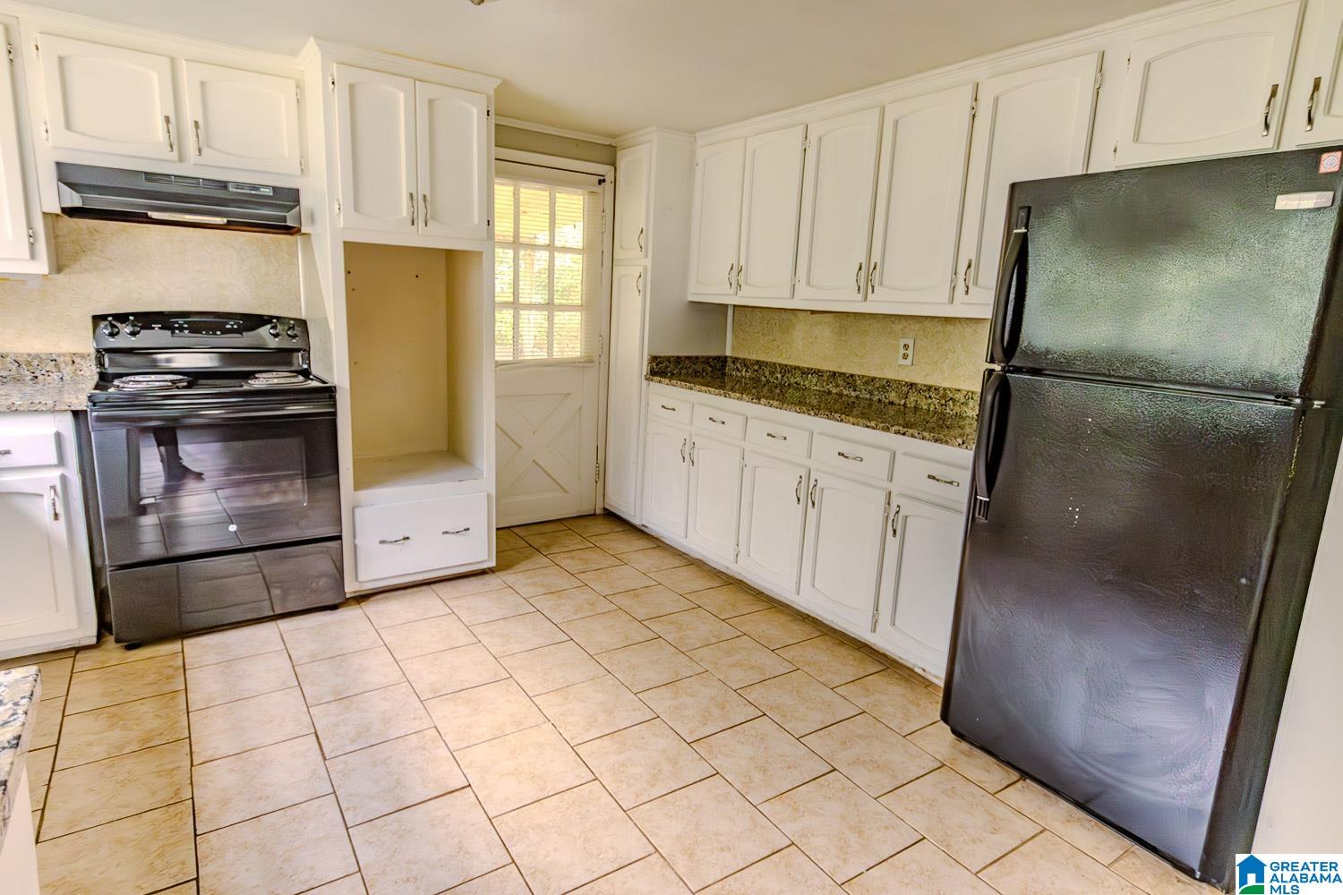 8757 Hamby Road Kimberly, AL 35091 - Photo 5 of 44