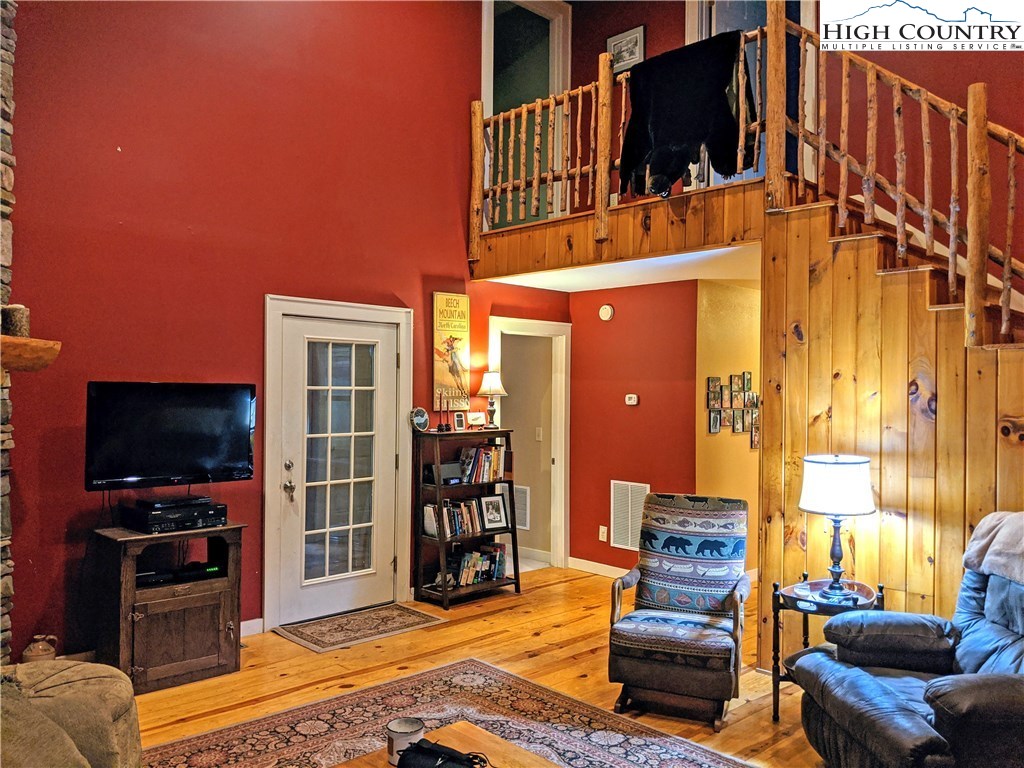 110 Shagbark Road Beech Mountain, NC 28604 - Photo 19 of 31 Gallery Image 19
