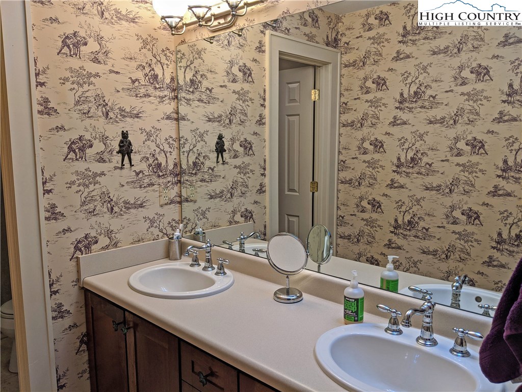 110 Shagbark Road Beech Mountain, NC 28604 - Photo 23 of 31 Gallery Image 23
