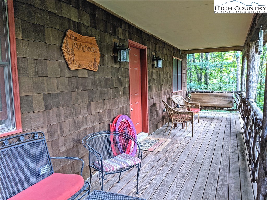 110 Shagbark Road Beech Mountain, NC 28604 - Photo 4 of 31 Gallery Image 4
