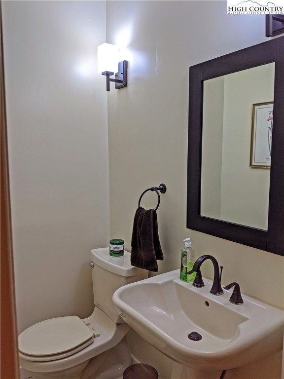 110 Shagbark Road Beech Mountain, NC 28604 - Photo 6 of 31 Gallery Image 6