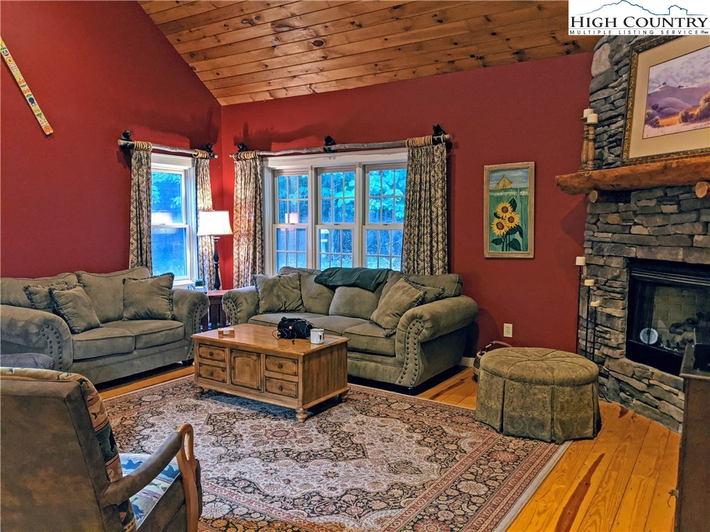 110 Shagbark Road Beech Mountain, NC 28604 - Photo 9 of 31 Gallery Image 9
