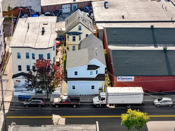 $715,000 | 82 Water Street, Lawrence, MA 01841