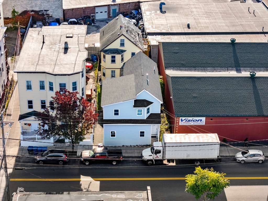 82 Water Street Lawrence, MA 01841 - Photo 3 of 32