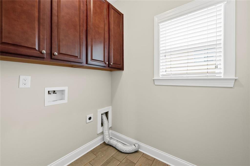 29 Lankford Road Tucker, GA 30084 - Photo 16 of 43 a view of empty room with window