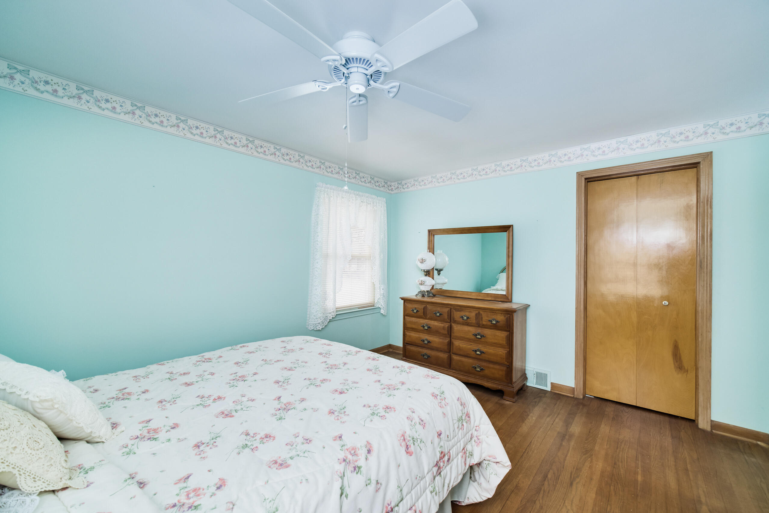 2313 Filer City Road Manistee, MI 49660 - Photo 21 of 47 Bedroom 1