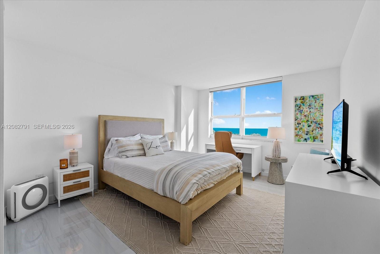 90 Alton Road, Unit 2703 Miami Beach, FL 33139 - Photo 11 of 23 Gallery Image 11