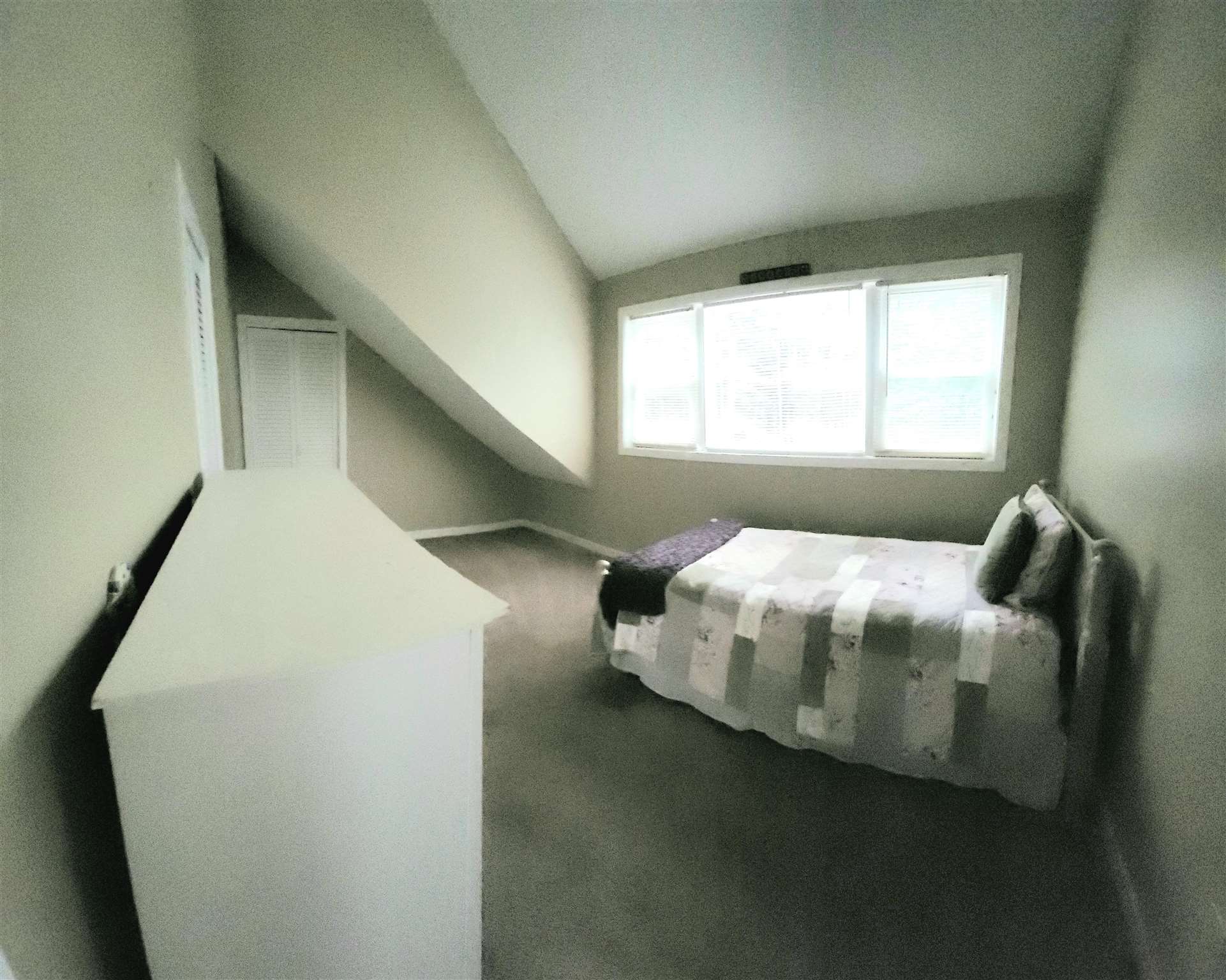 243 Campbell Street Manchester, NH 03104 - Photo 14 of 26