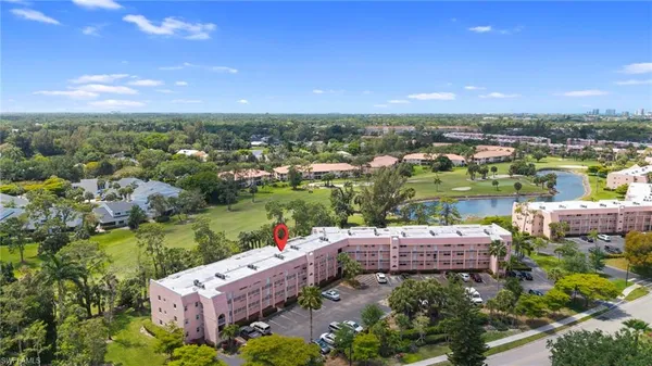 $229,900 | 400 Forest Lakes Boulevard, Unit 204, Naples, FL 34105