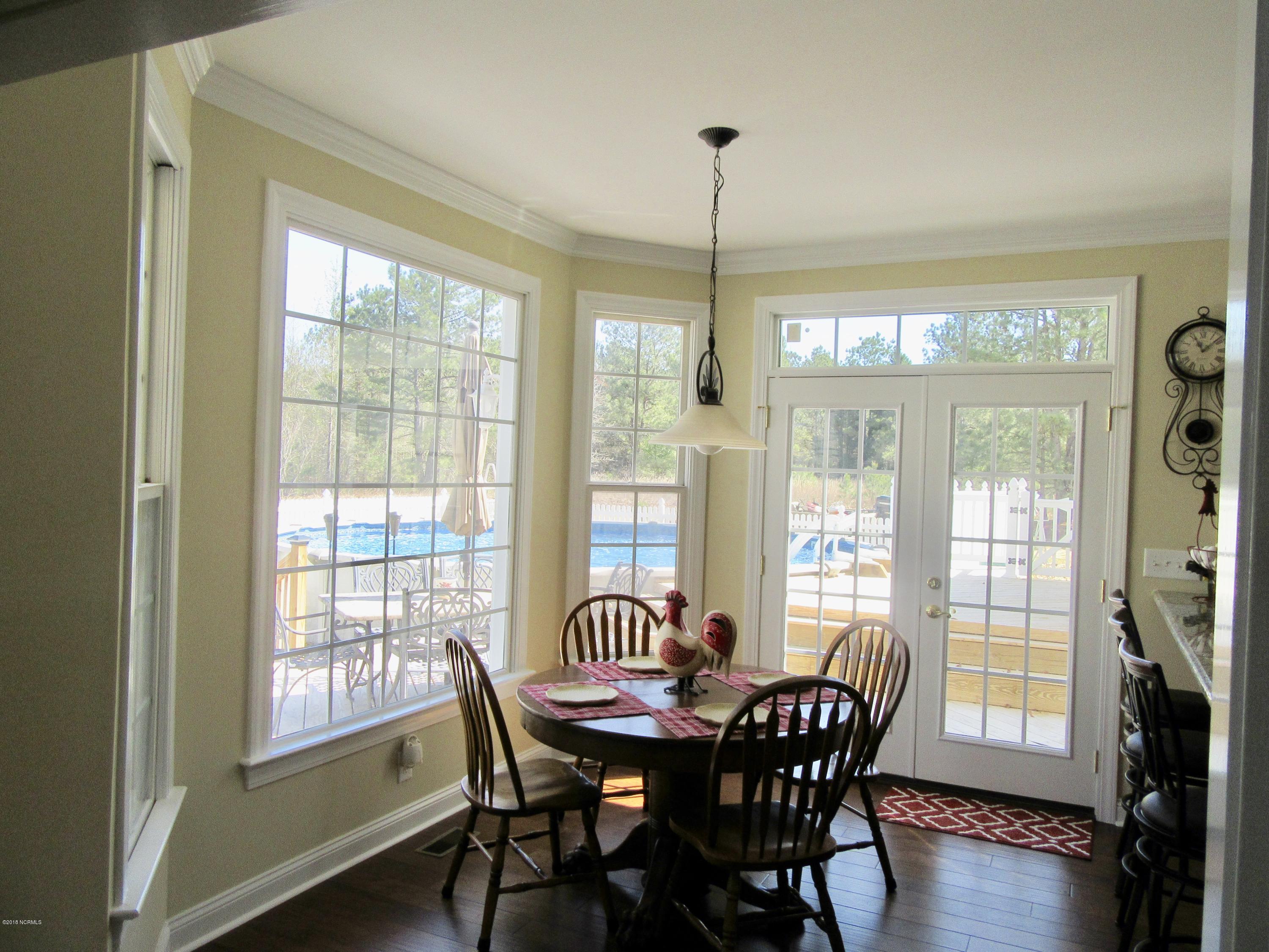 1068 River Road Kinston, NC 28504 - Photo 23 of 89 KITCHEN