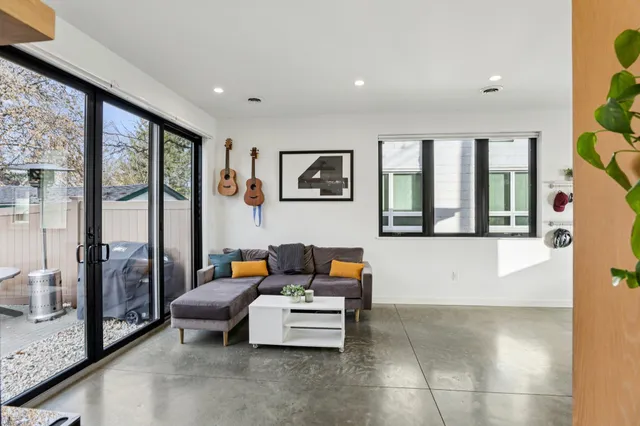 $639,900 | 256 Waubesa Street, Madison, WI 53704