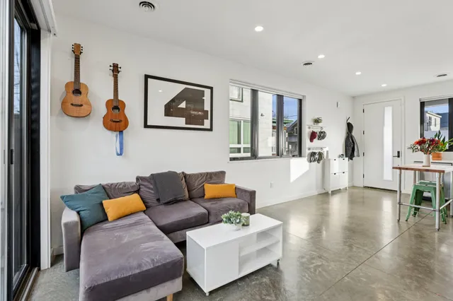 $639,900 | 256 Waubesa Street, Madison, WI 53704