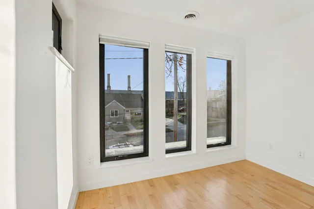 $639,900 | 256 Waubesa Street, Madison, WI 53704