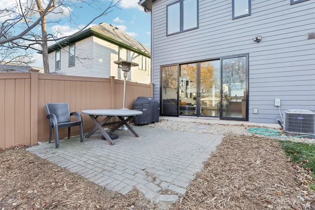 $639,900 | 256 Waubesa Street, Madison, WI 53704