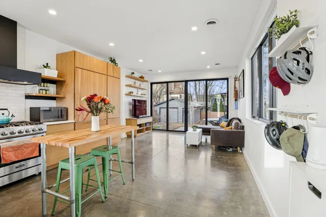 $639,900 | 256 Waubesa Street, Madison, WI 53704