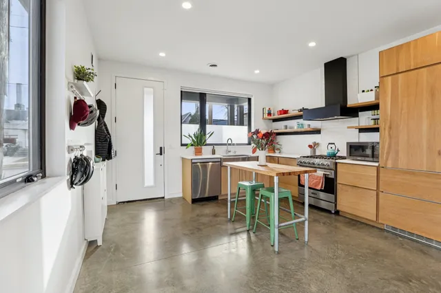 $639,900 | 256 Waubesa Street, Madison, WI 53704