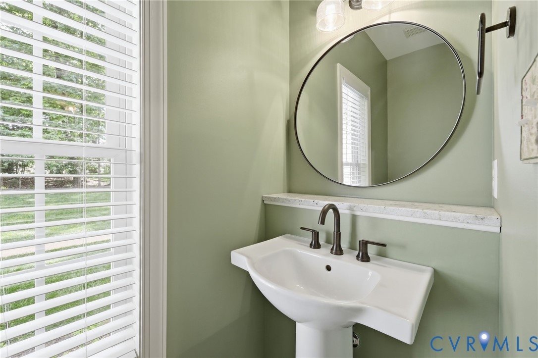 2705 Judes Ferry Road Powhatan, VA 23139 - Photo 22 of 51 1/2 bath 1st floor
