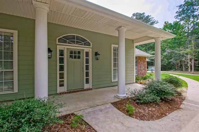 105 Leaf Circle Slidell, LA 70461 - Photo 1 of 44