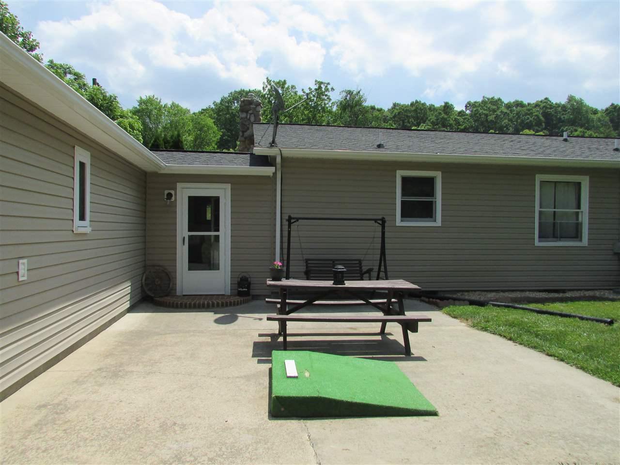 4667 East Point Road Elkton, VA 22827 - Photo 7 of 18 Gallery Image 7