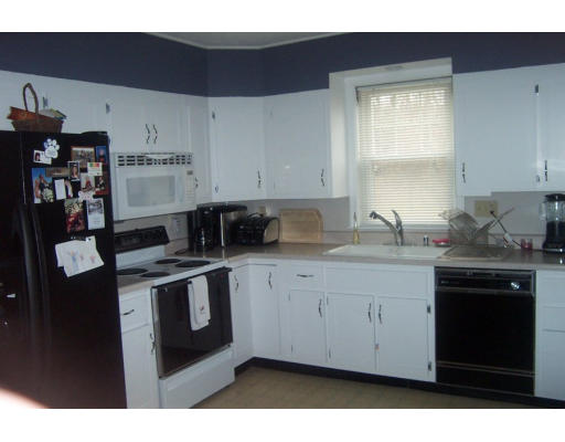 44 Park Hill Road Worcester, MA 01607 - Photo 6 of 14 Gallery Image 6