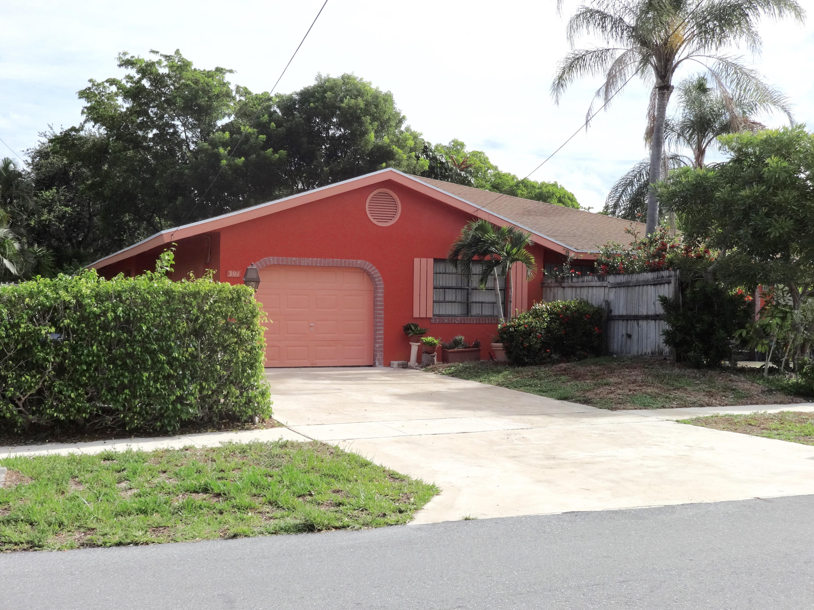 301 Northeast 38th Street Boca Raton, FL 33431 - Photo 2 of 19 Great Duplex Design