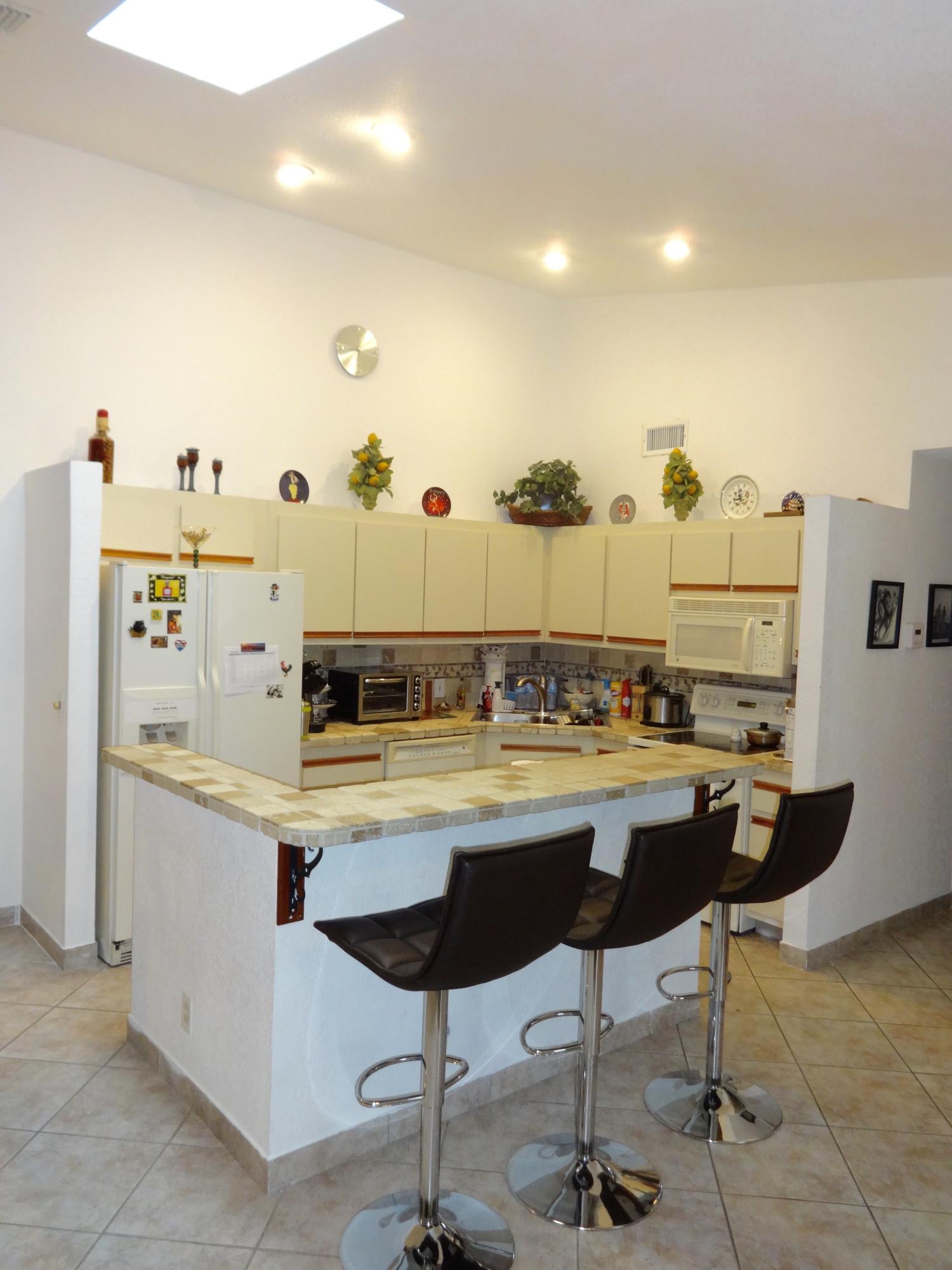 301 Northeast 38th Street Boca Raton, FL 33431 - Photo 5 of 19 Open Kitchen
